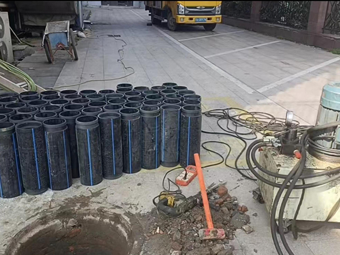 钢城PE置换管厂家 DN315置换管 非开挖管短管置换